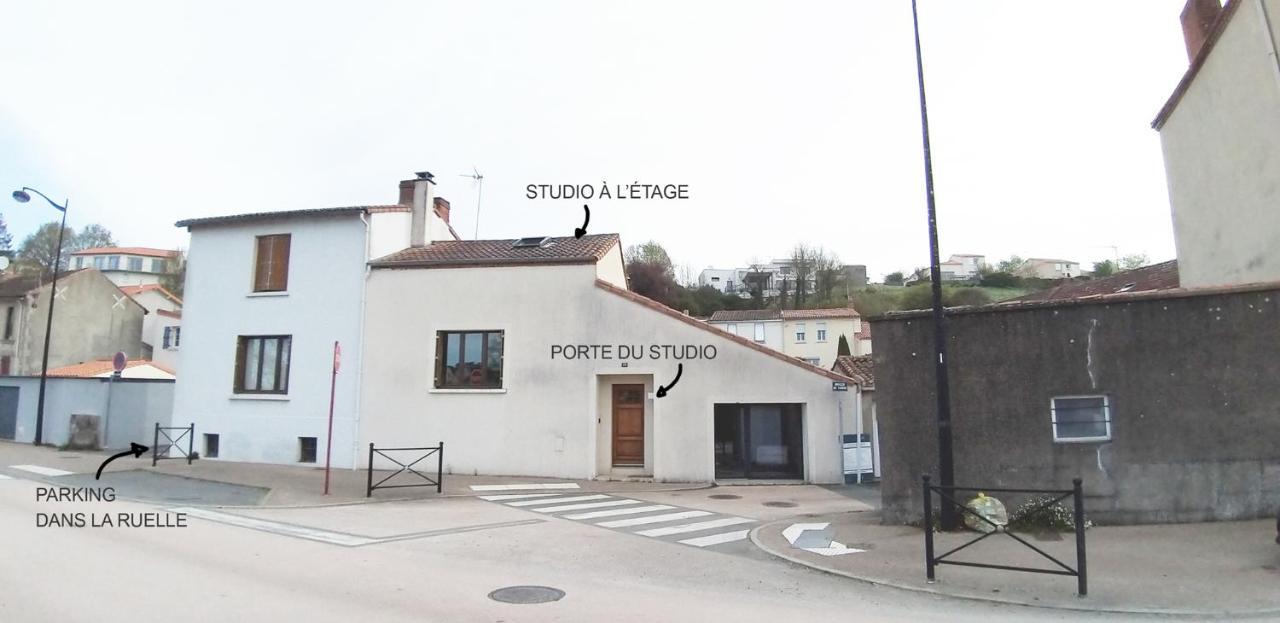 Studio A 10Min Du Puy Du Fou - Bords De Sevre Сен-Лоран-сюр-Севр Экстерьер фото